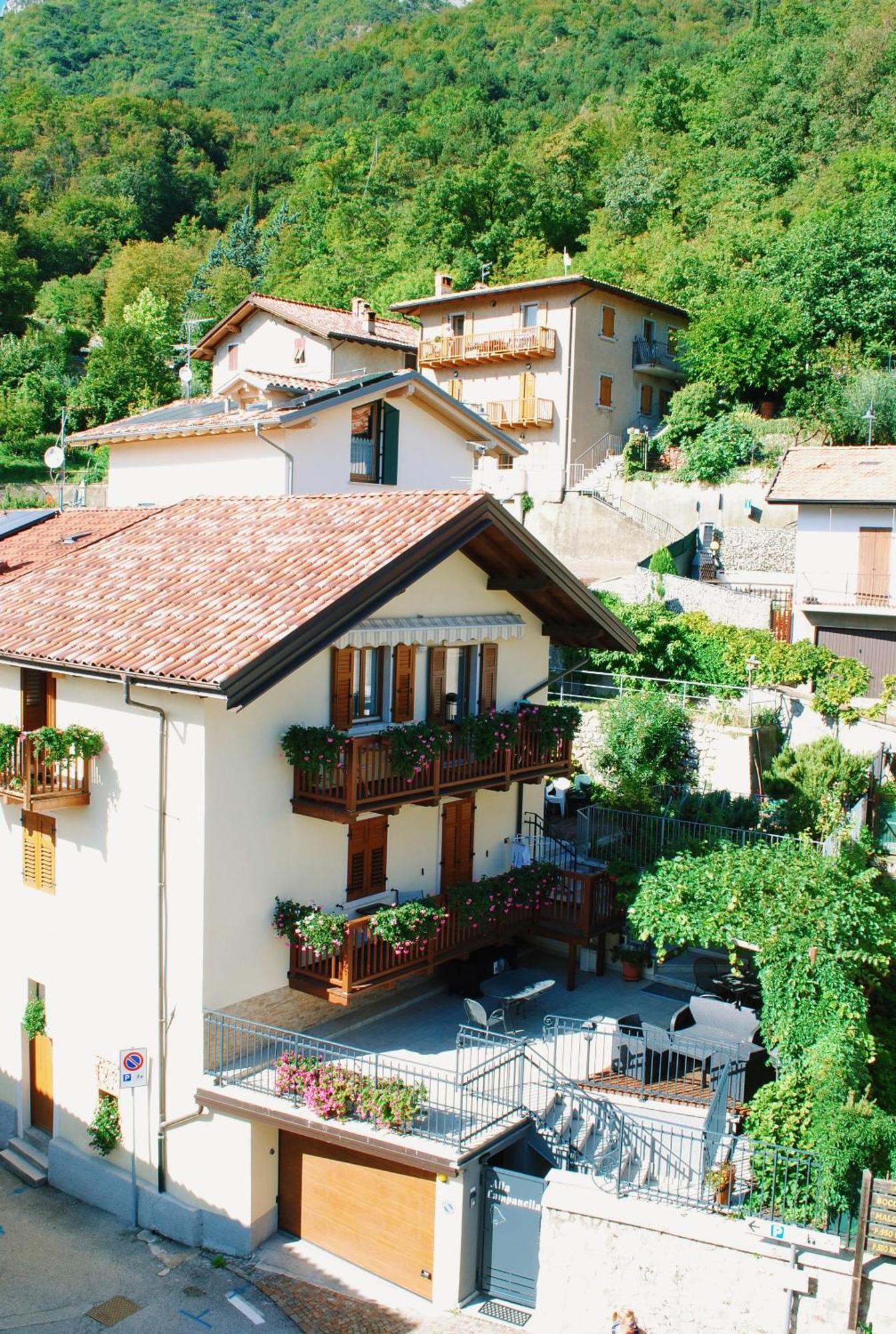 Alla Campanella Riva del Garda Exterior photo